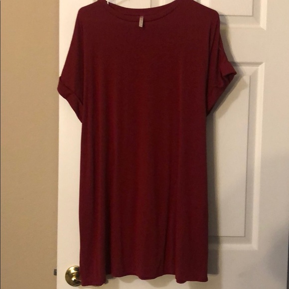 Tunics - Picture 2 of 7